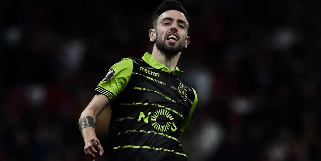 Liverpool face fight for Fernandes