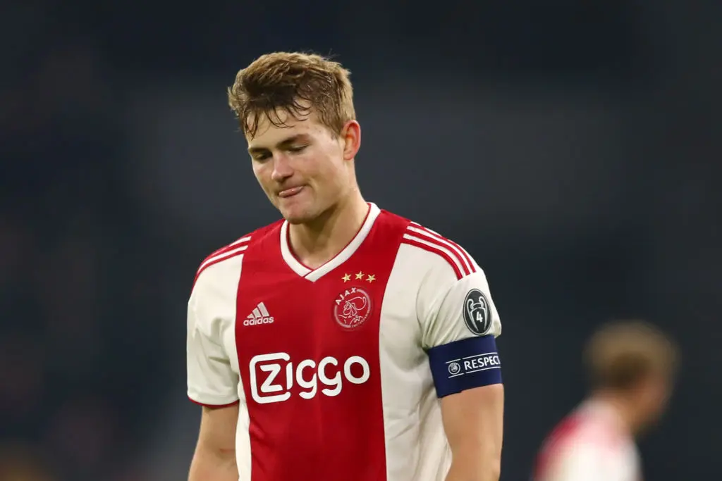 Van Dijk hails Liverpool target De Ligt