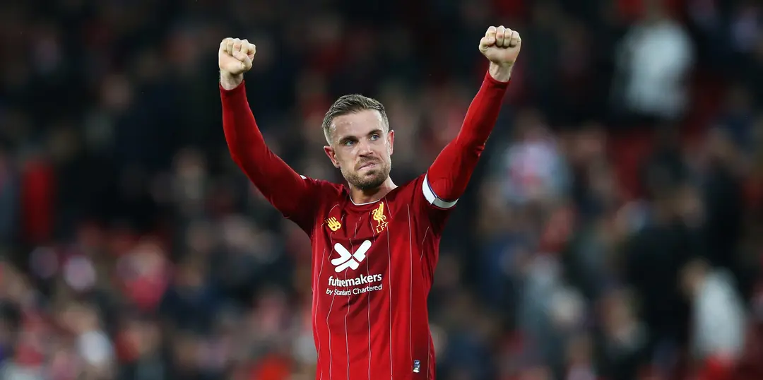 Liverpool fans love Henderson’s reaction to Sterling losing his cool