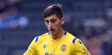 Chelsea join the race to sign Liverpool target Kumbulla