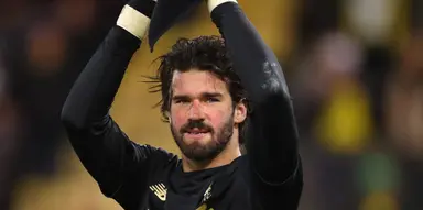 Liverpool fans laud Alisson after incredible clean sheet statistic emerges