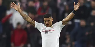 Liverpool show interest in Sevilla defender Diego Carlos
