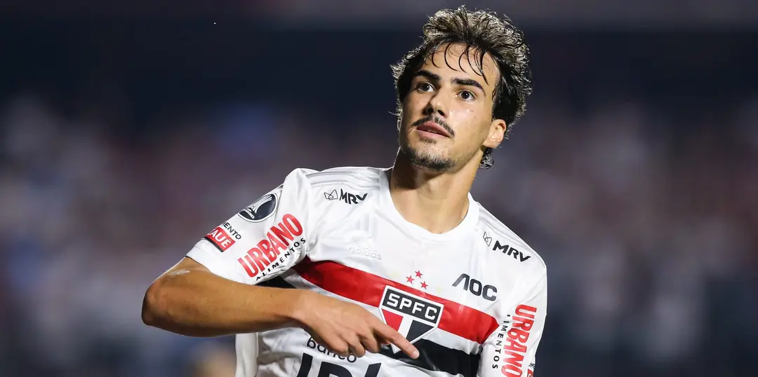 Liverpool make approach to Igor Gomes’ agent