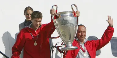Ten years late – How the Benitez legacy lives on in the hearts of Liverpool fans