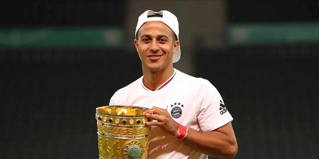 Thiago Alcantara expected to join Liverpool this summer