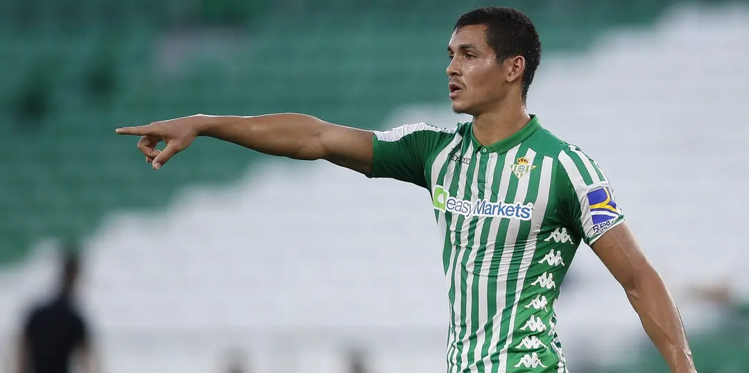 Liverpool linked with move for Real Betis defender Aissa Mandi