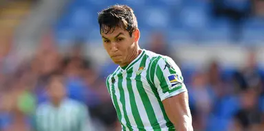 Liverpool edge closer to Aissa Mandi deal