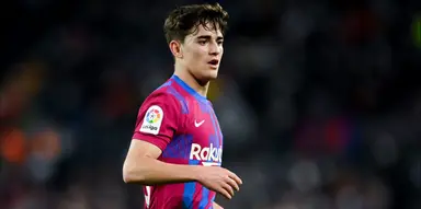 Virals: Liverpool ‘looking to trigger’ release clause for Gavi