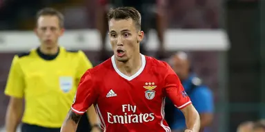 Liverpool interested in Benfica defender Alex Grimaldo