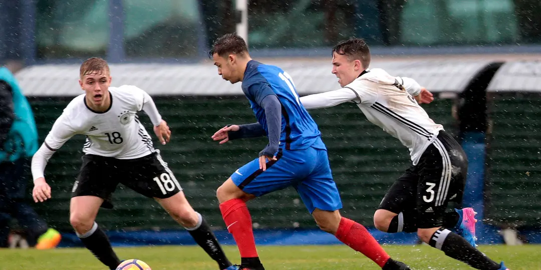 Liverpool in pole position to land Hassaini