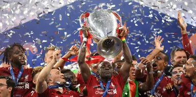Liverpool fans react to news that Sadio Mane is available for Norwich game