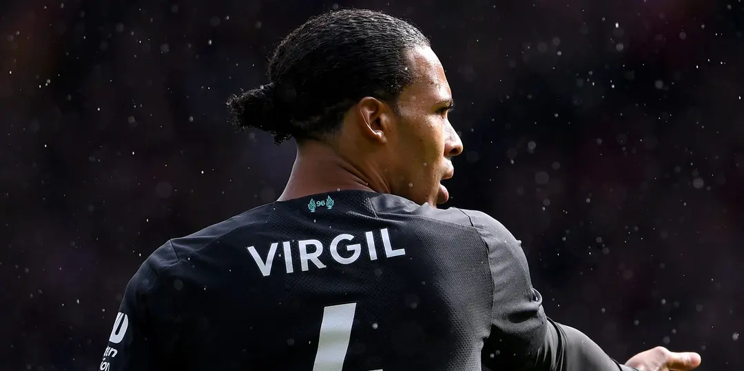 Van Dijk is the “best I’ve ever seen”, claims Everton fan Bellew